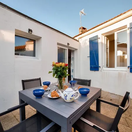 Jolie Maison Avec Cour Pour 5 Personnes Noirmoutier-en-l'Île
