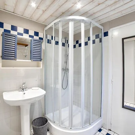 Prázdninový dům Jolie Maison Avec Cour Pour 5 Personnes Noirmoutier-en-l'Ile