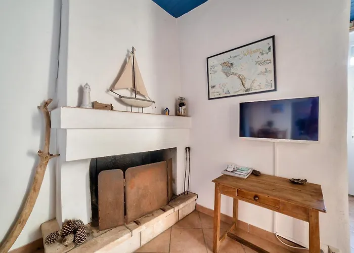 Jolie Maison Avec Cour Pour 5 Personnes Semesterbostad *