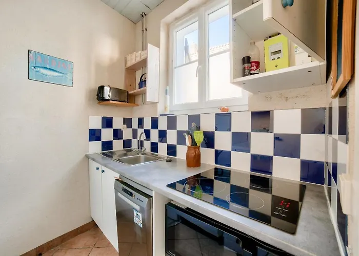 Jolie Maison Avec Cour Pour 5 Personnes Semesterbostad Noirmoutier-en-l'Ile