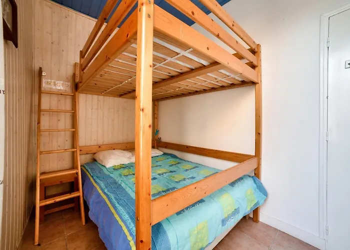 Jolie Maison Avec Cour Pour 5 Personnes 度假居