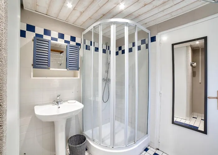 Semesterbostad Jolie Maison Avec Cour Pour 5 Personnes Noirmoutier-en-l'Ile